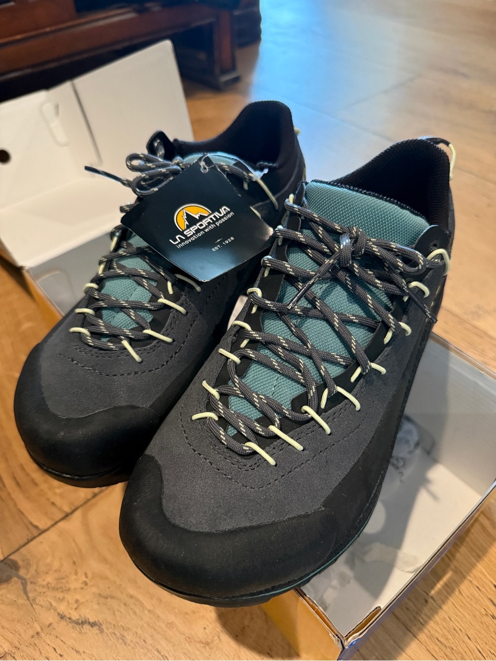 La Sportiva Women’s TX4 EVO Approach Shoes BRAND NEW W TAG 40.5 EU size